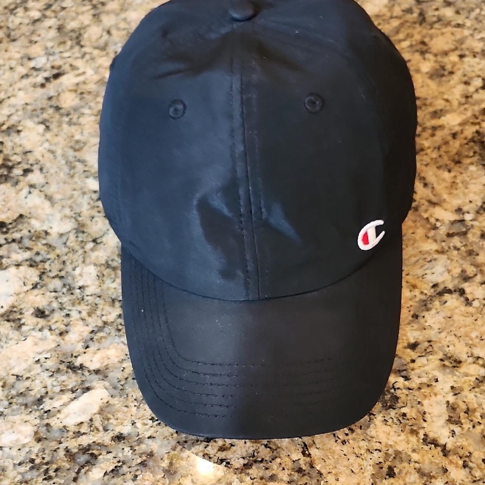 Champion Black Baseball Cap‎